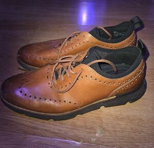 Men's Tan Leather Brogue Derby Shoes with Black Sole